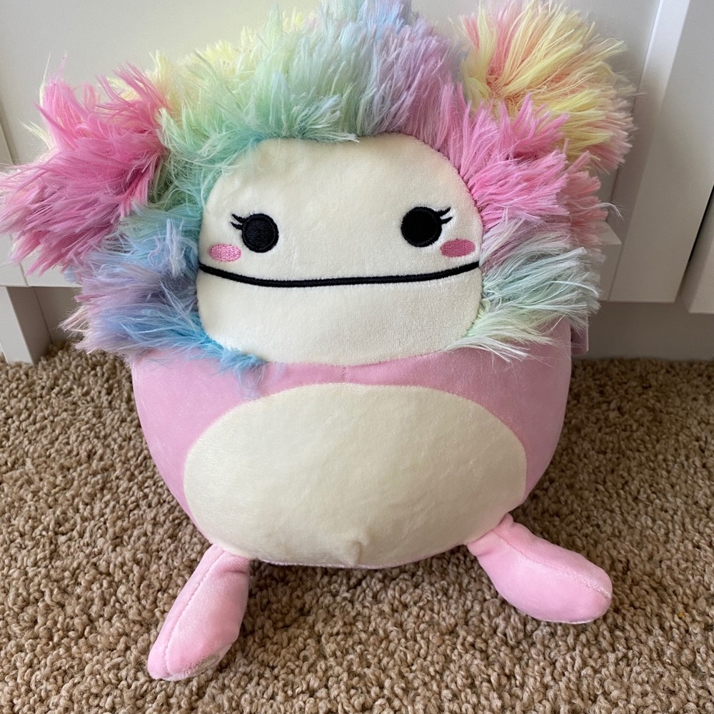 NWT 8” Squishmallows Caparinne the Bigfoot Yeti